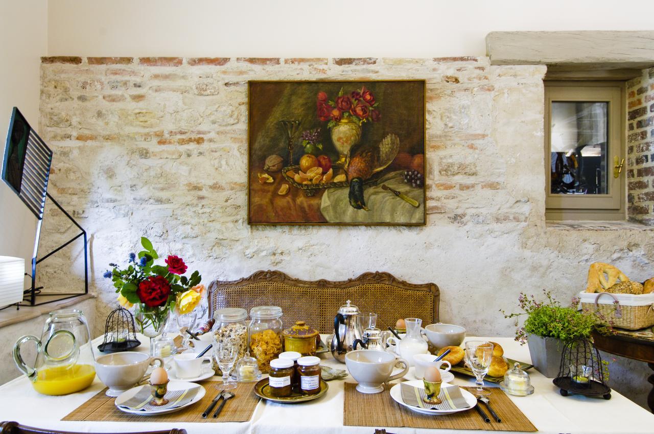 La Ferme De Marie Eugenie Bed & Breakfast Bruailles Dış mekan fotoğraf